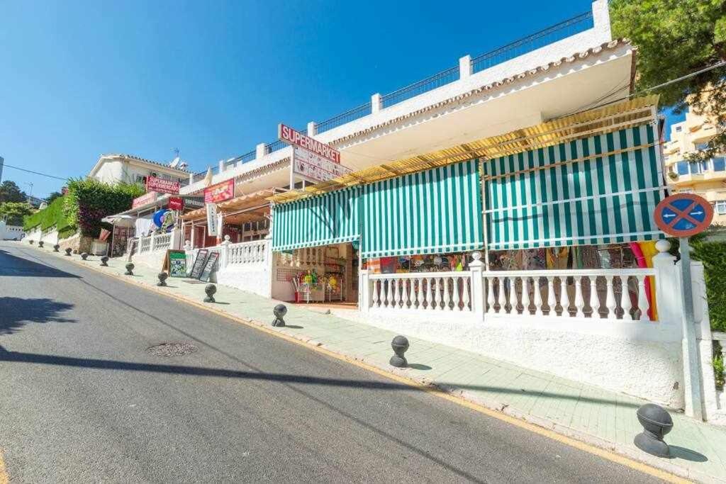 Santa Marta Al Lado De Los Servicios Y De La Playa ベナルマデナ エクステリア 写真